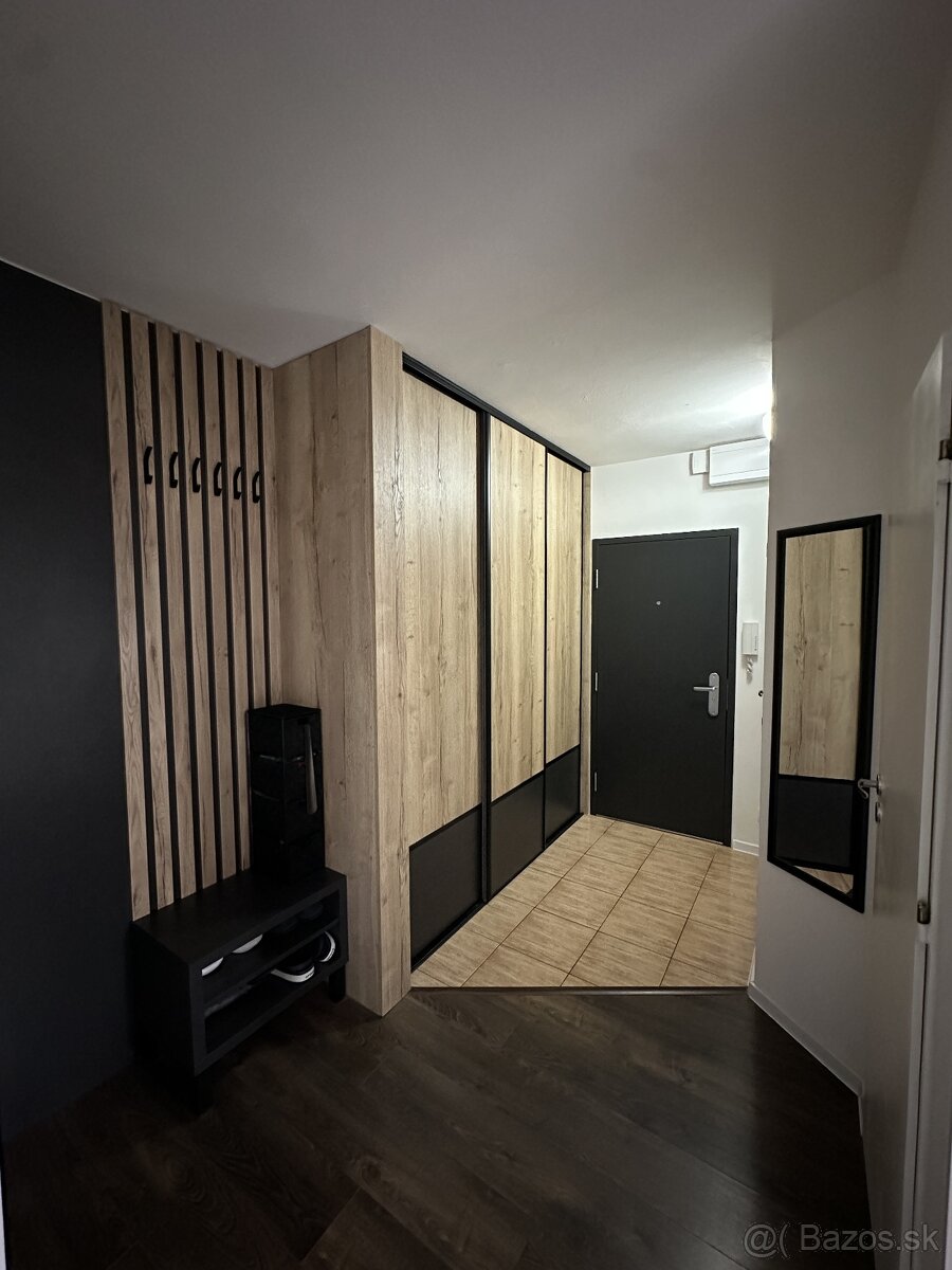 Kompletne zrekonštruovaný a zariadený 2-izbový byt s lodžiou - 5