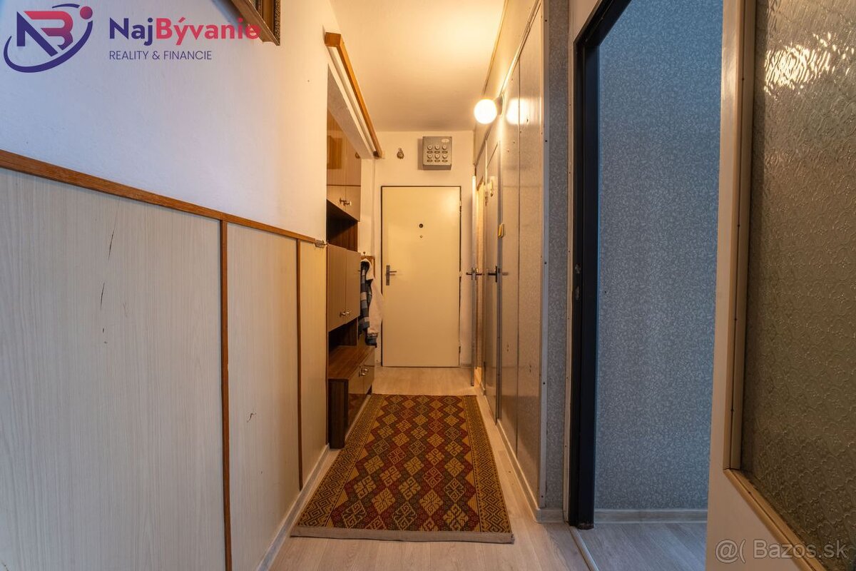 Pôvodný stav - 3 izbový 68,8 m2 s balkónom + Garáž - Hrabovs - 5