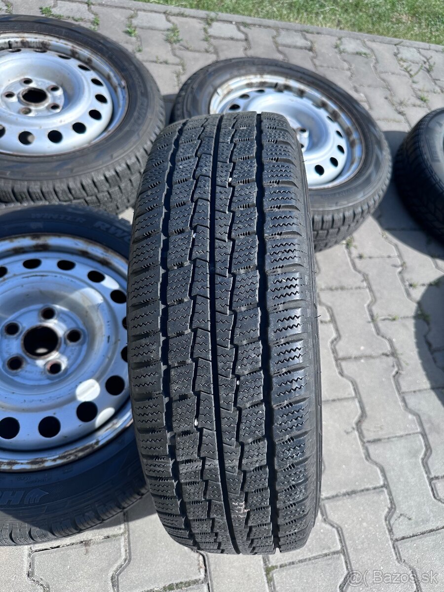 Zimna sada diskov 195/60R16C 5X112 - 5