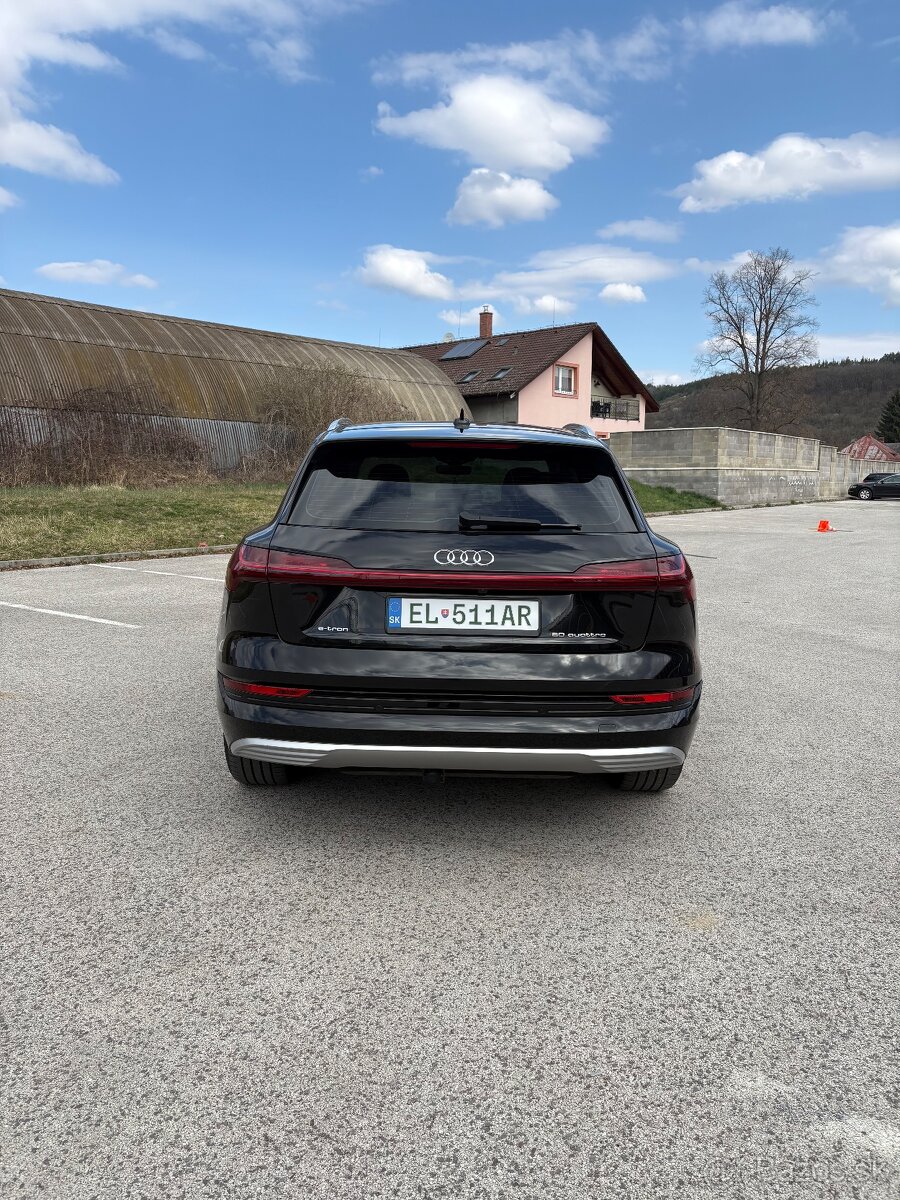 Audi E-tron 50 quattro 230 kW - 5