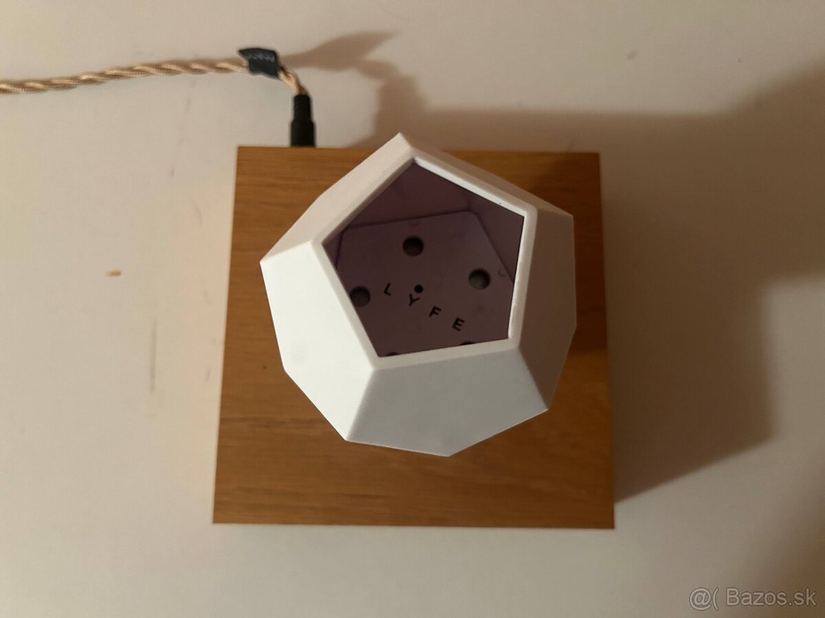 Magneticky levitujúci kvetináč LYFE - 5
