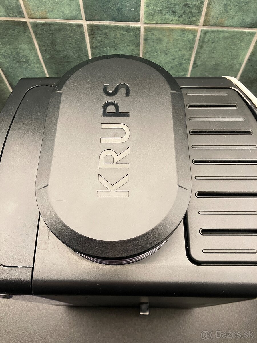 Plneautomatický kávovar Krups - plne funkčný - 5