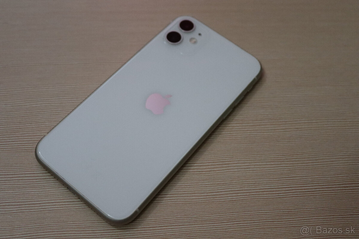 Apple iPhone 11 64GB - 5