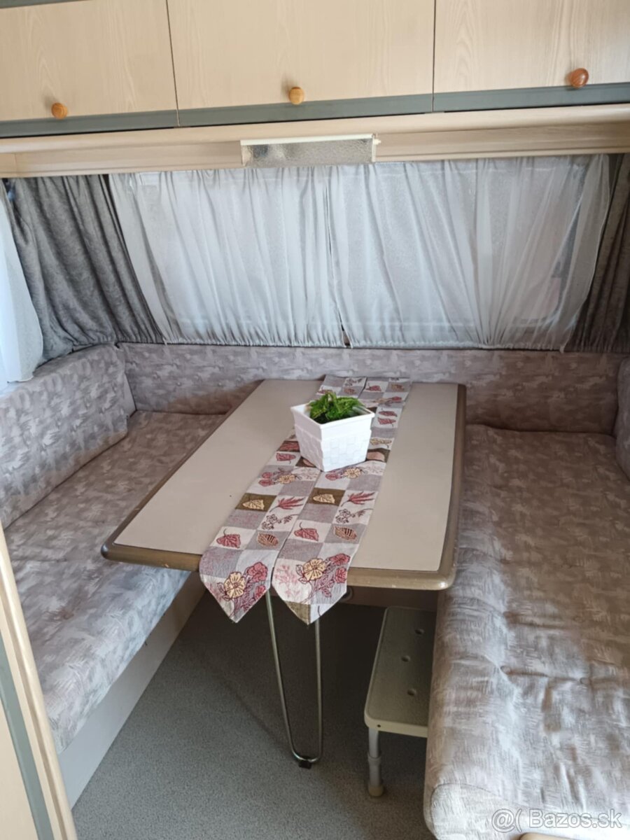 Dethleffs caravan - 5