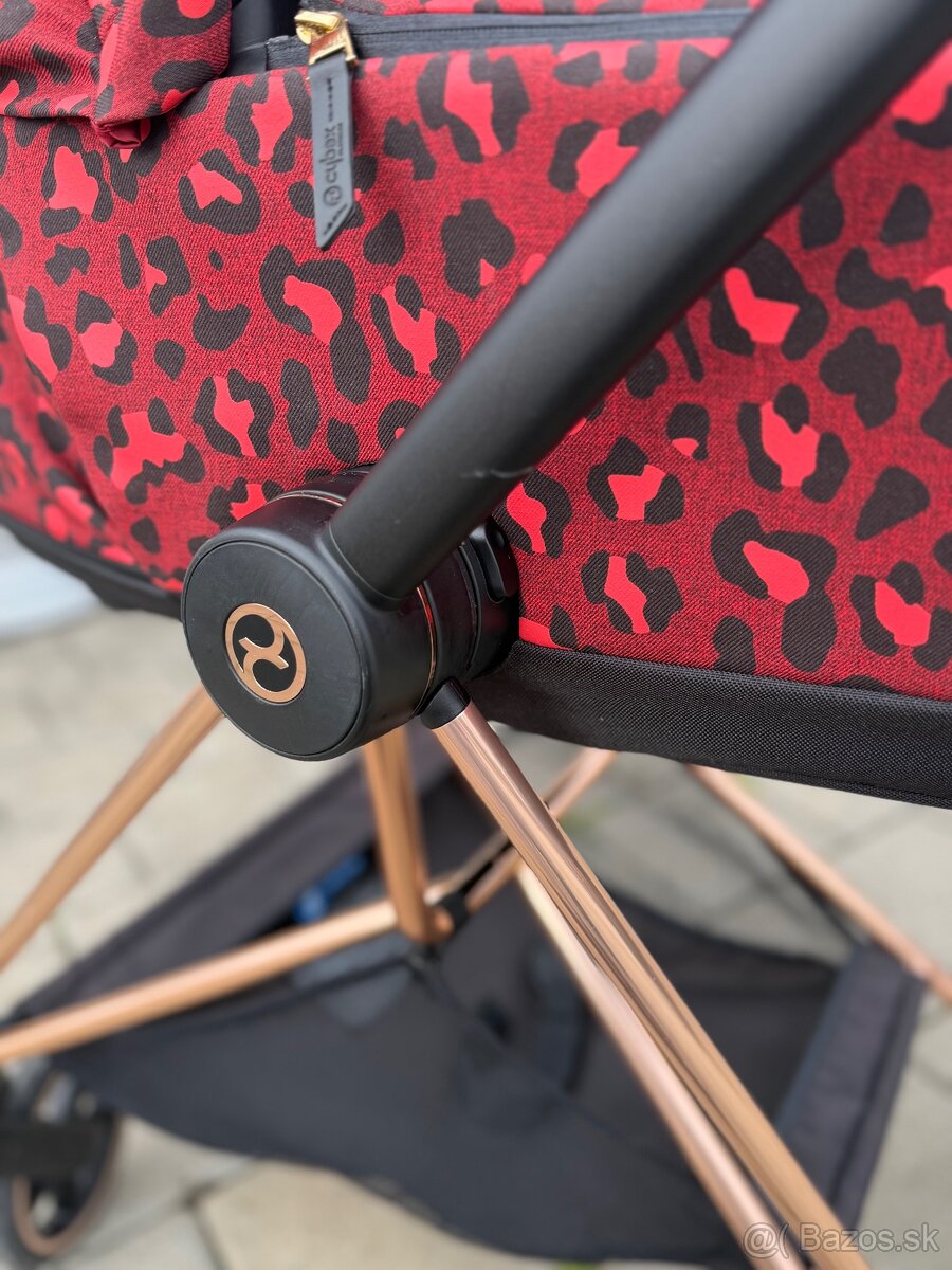 Cybex Mios Rockstar - 5