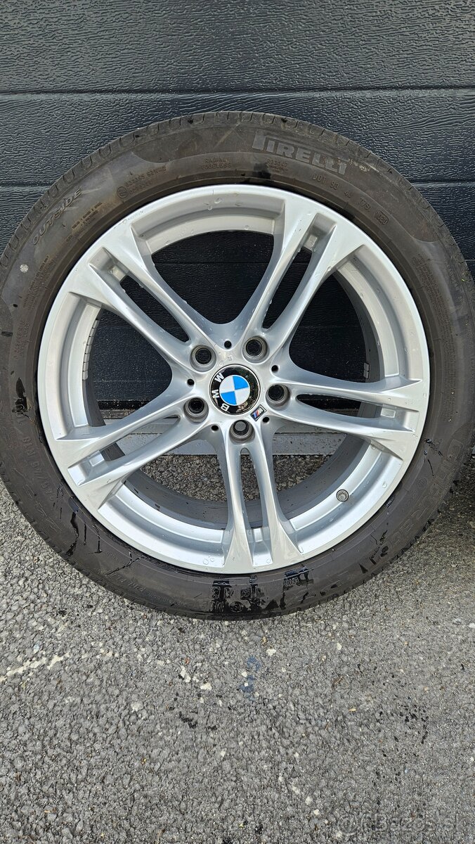BMW 245/45 R18 - 5