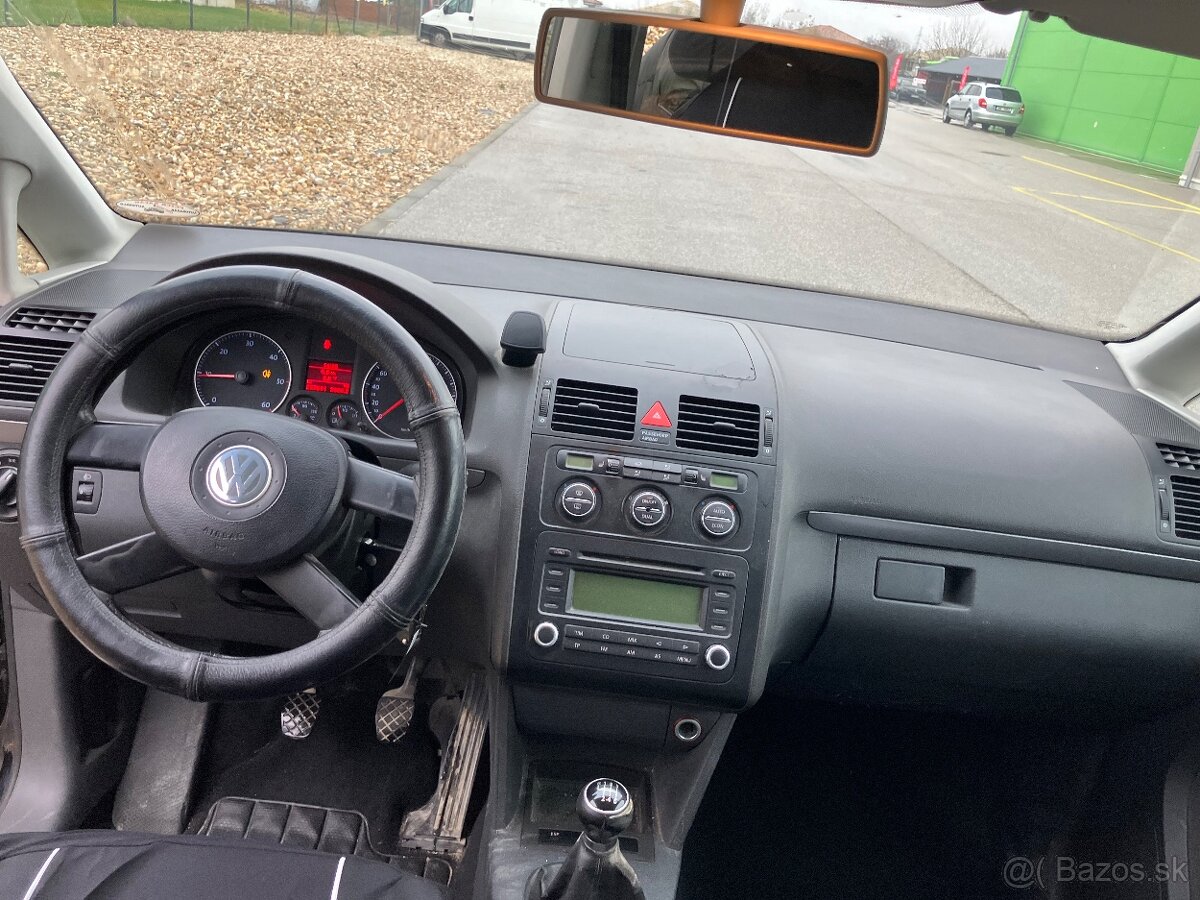 Volkswagen Touran 1,9 TDI - 5