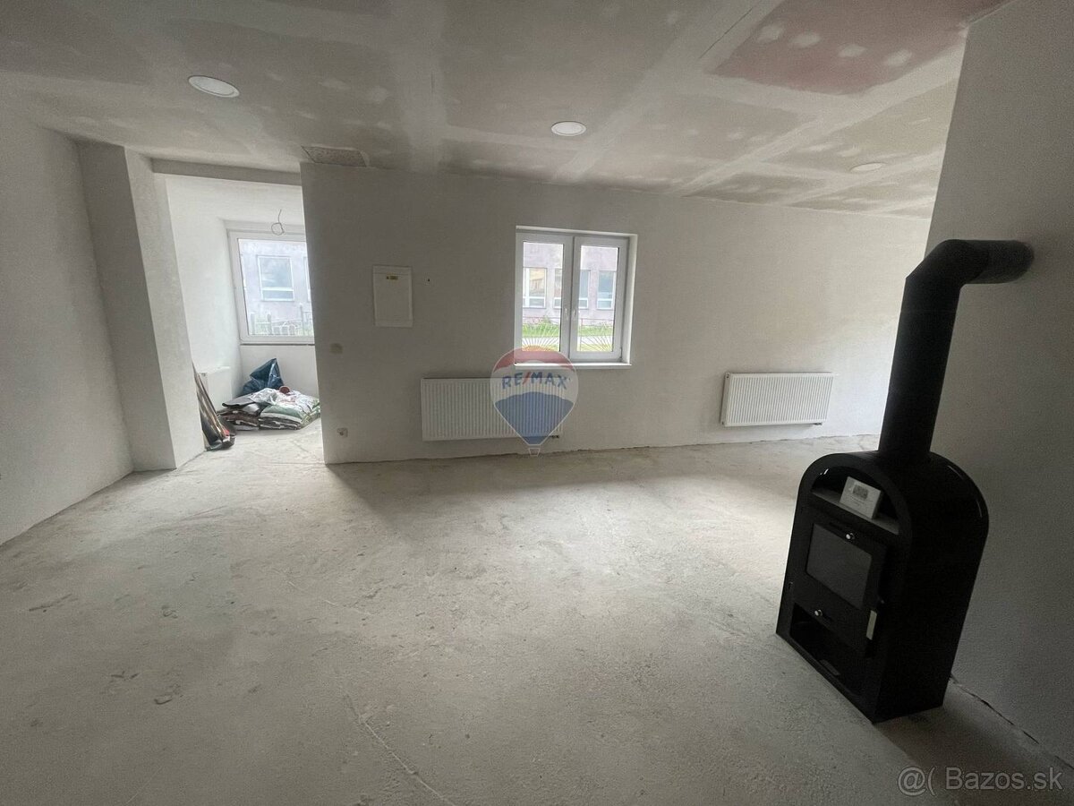 REZERVOVANÝ Rodinný dom v procese rekonštrukcie pred dokonče - 5