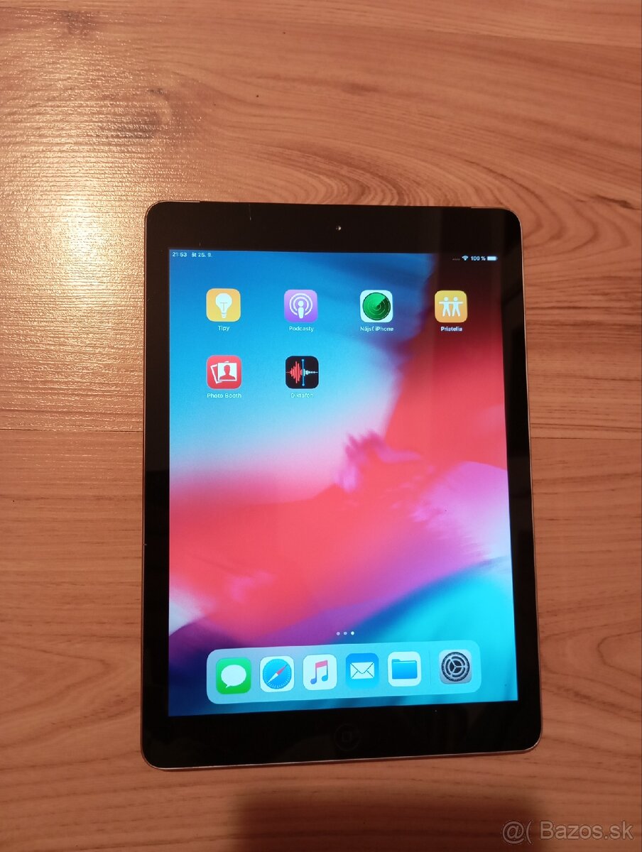 Apple iPad Air A1475 64GB WiFi - 5