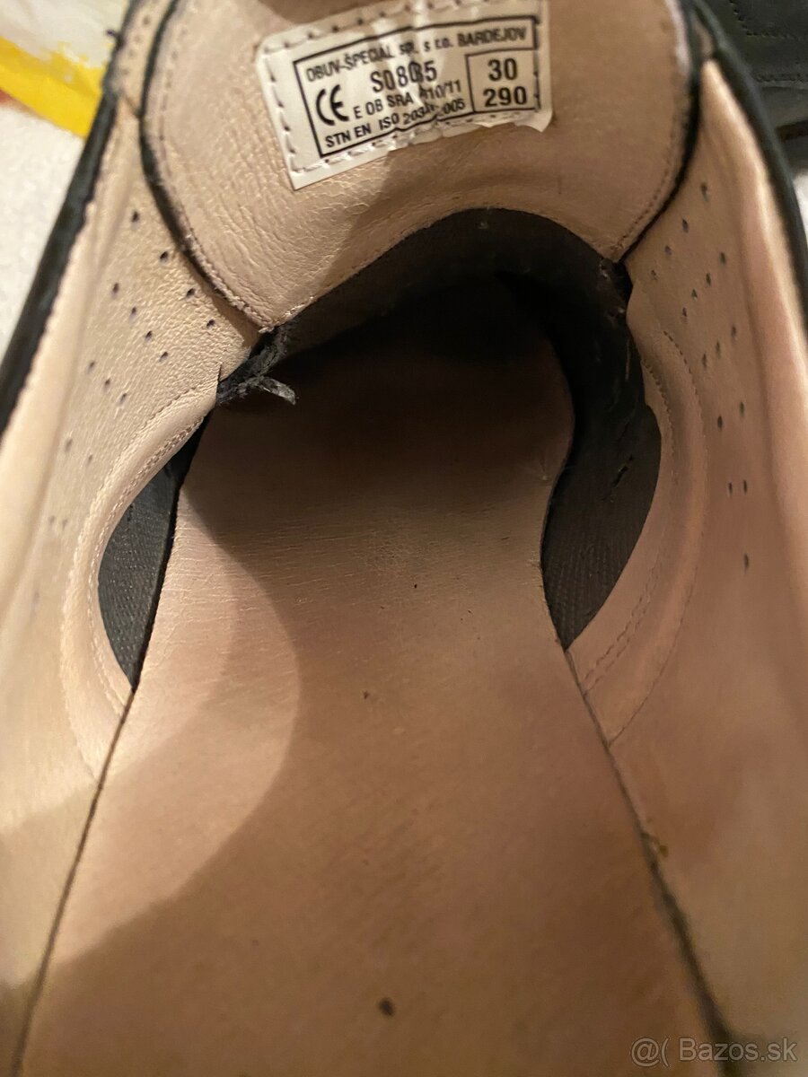 Policajné topánky a kanady - 5