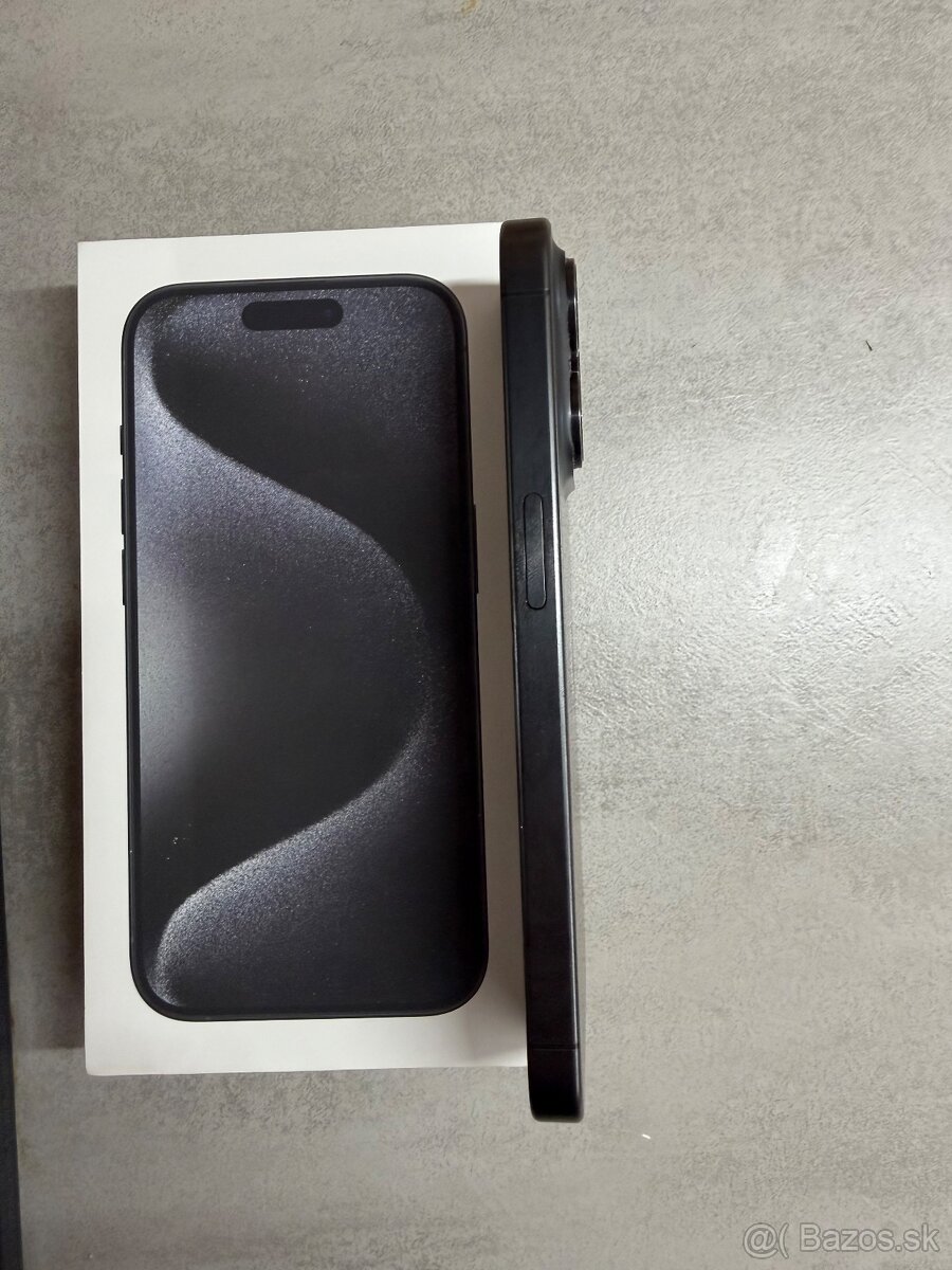 iPhone 15 pro, black titanium, 128GB - 5