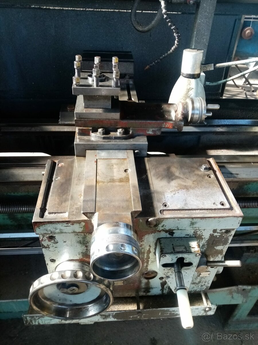 Soustruh SUI 40/1000 - 5