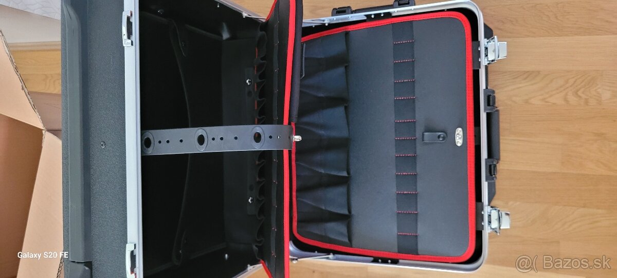 Predám kufor zn.Würth väčší - 5