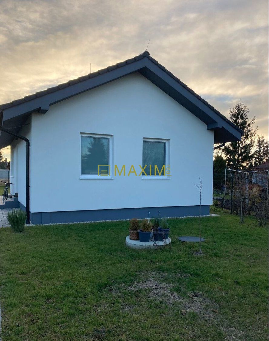 Ponúkame na predaj záhradný dom v Malackách, ul. Jozefa Kubi - 5