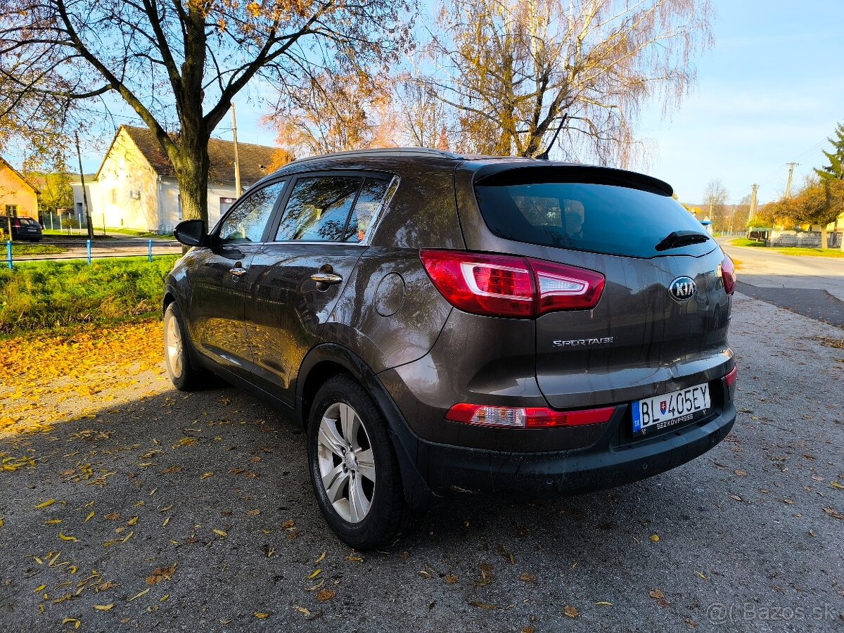 KIA SPORTAGE 1,7 CRDi 85 KW - 5