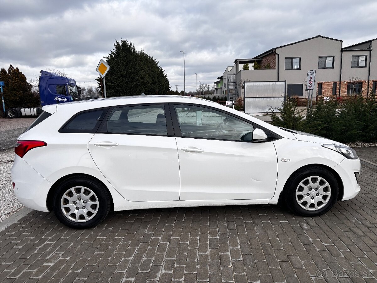 Hyundai i30 1.6CDRI 81kw - 5
