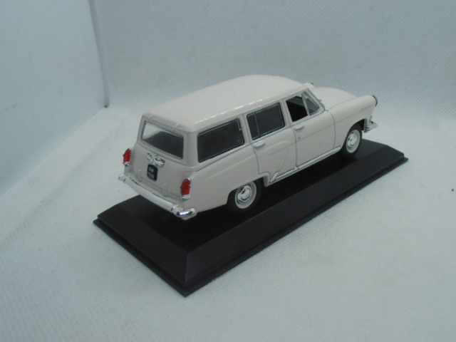 Volga Gaz M-22 1/43 - 5