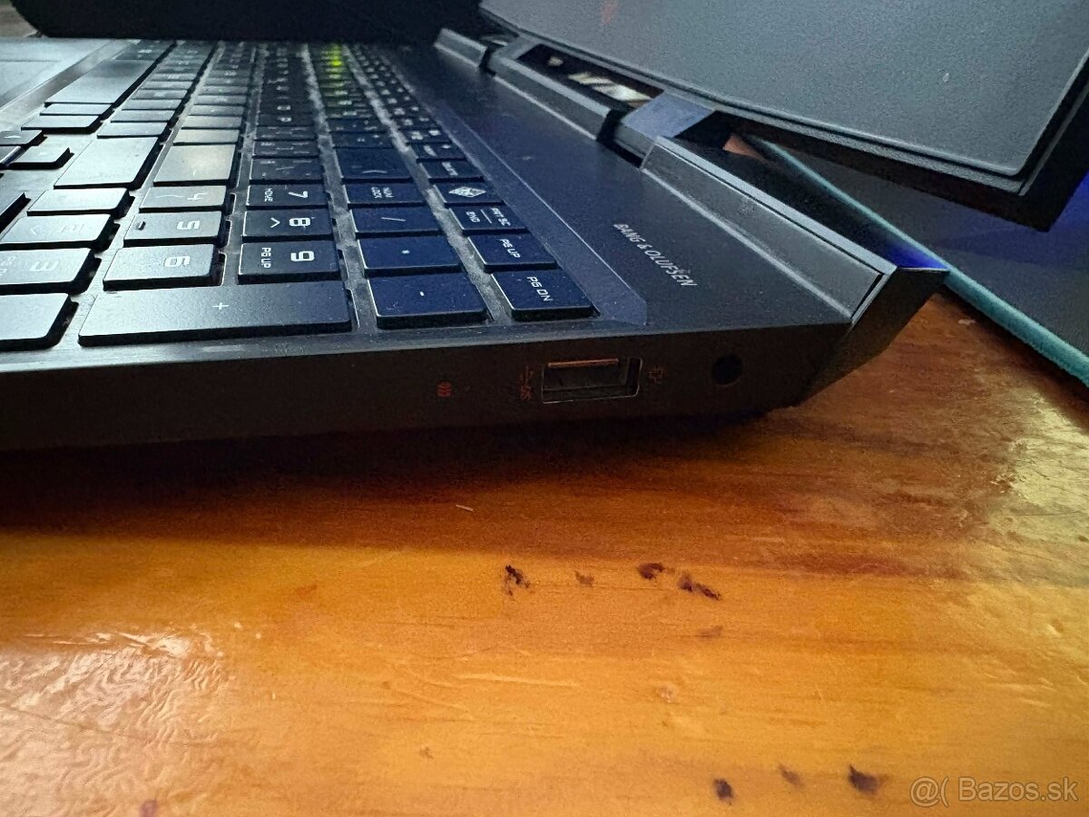 HP OMEN 15-dc1003nc - 5