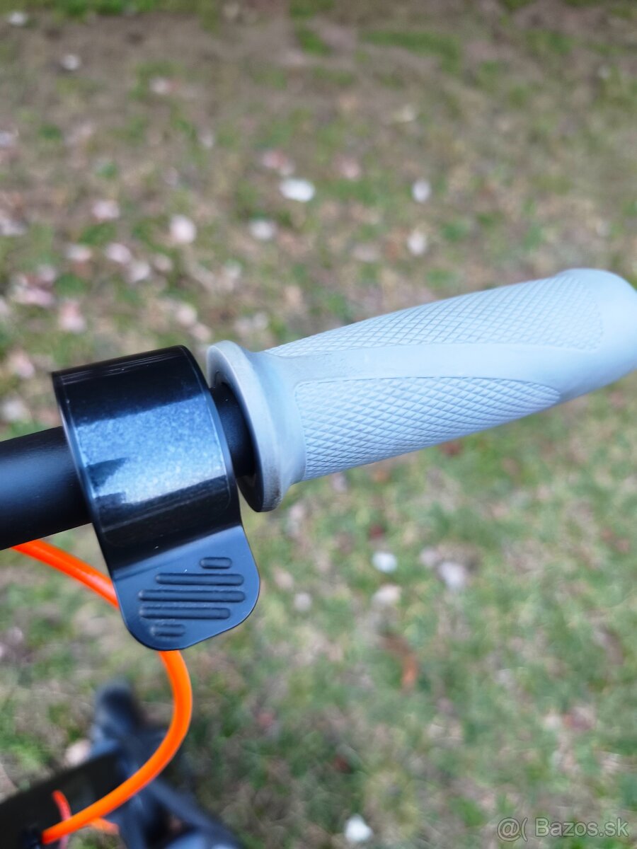 Ninebot Kickscooter F30E - 5