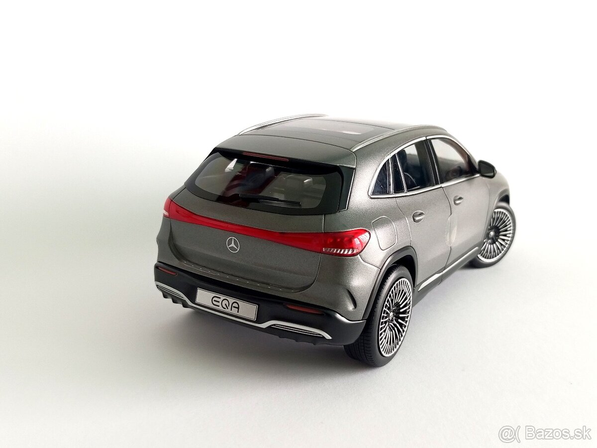 1:18 Mercedes-Benz EQA - 5