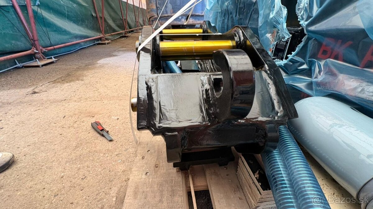 Prodám hydraulický upínač pro JCB 3CX/4CX/100C/90Z/86C/85Z/ - 5