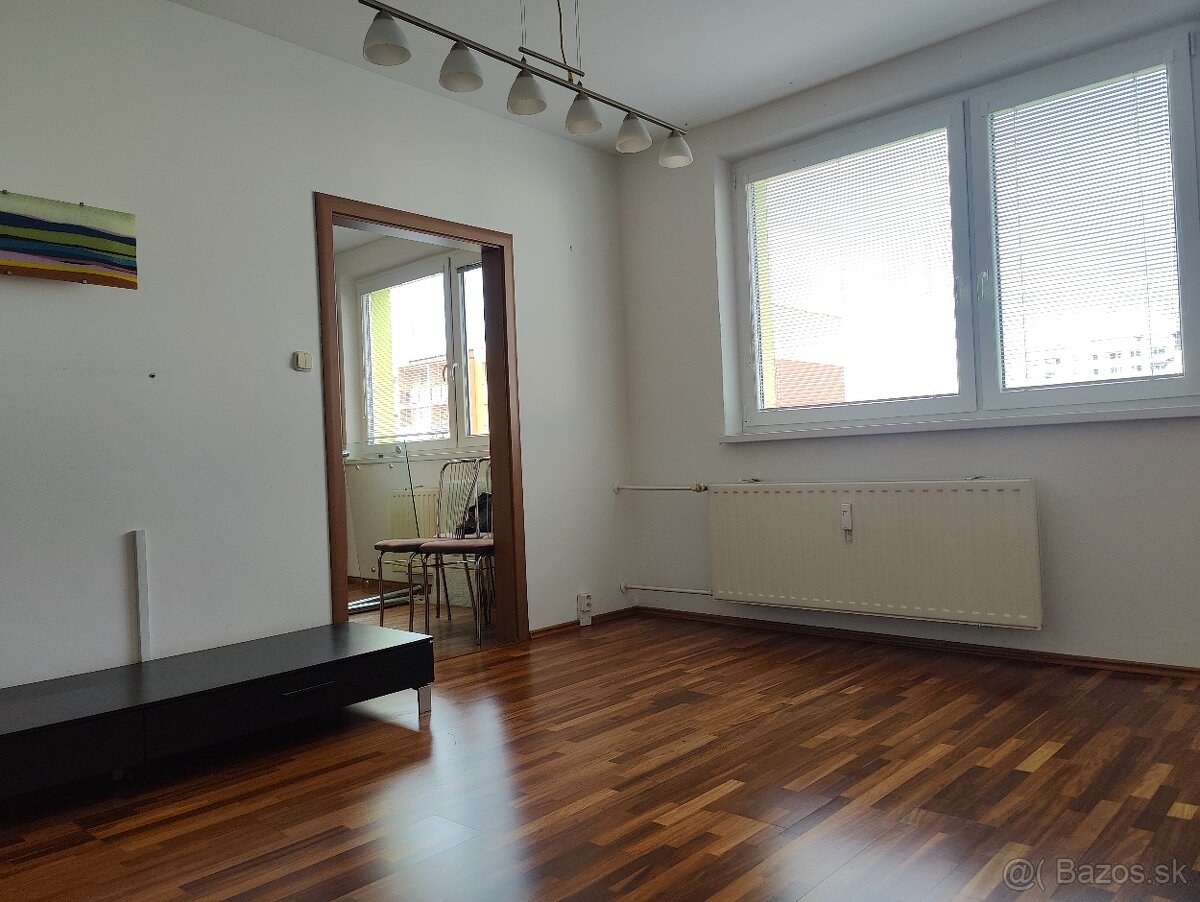 3izb.byt s výhladom na Vysoke Tatry v Poprade - 5