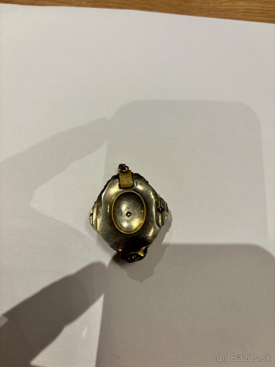 Zlatý prívesok - 5