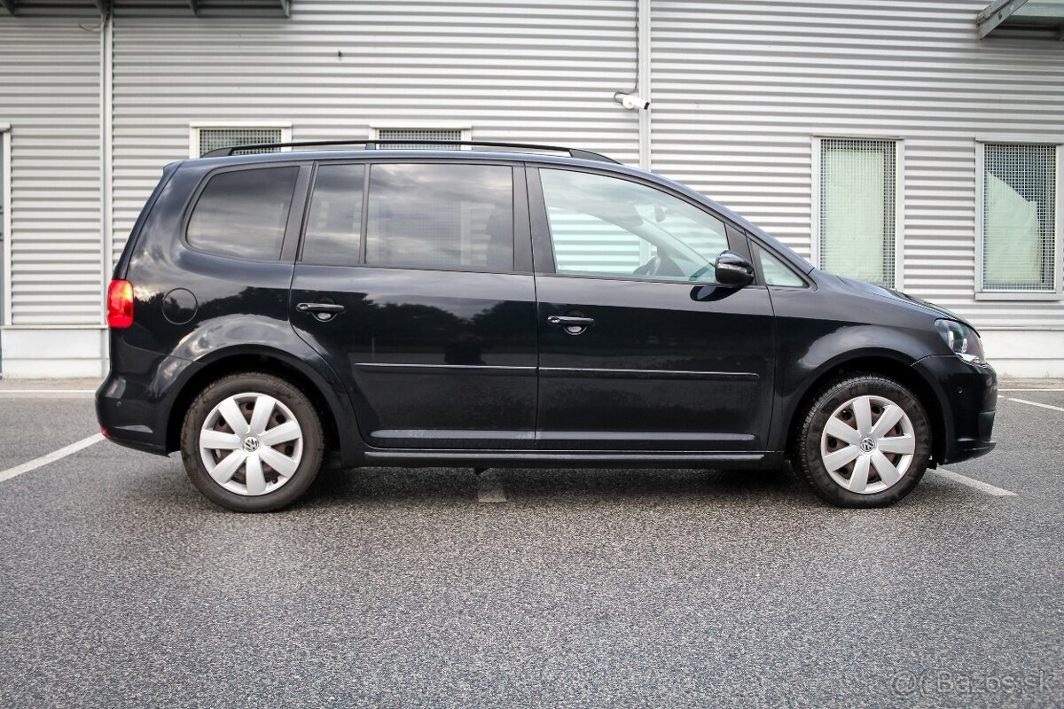 Volkswagen Touran 1.6 TDI DSG - 5
