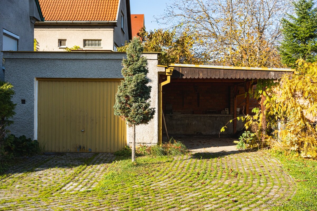 Rodinný dom Bojice,garáž, 958 m2 - 5