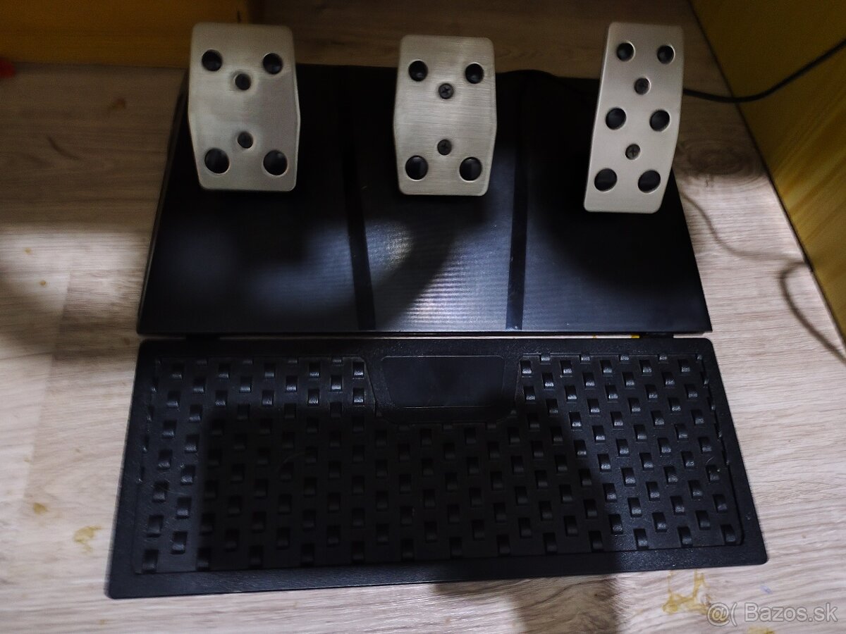 Dobrý deň predávam Volant - 5