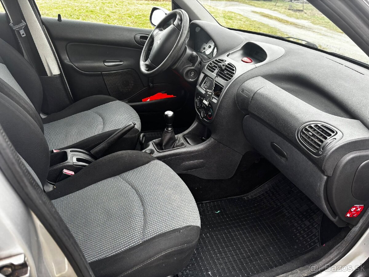 Peugeot 206 SW 1.1 - 5