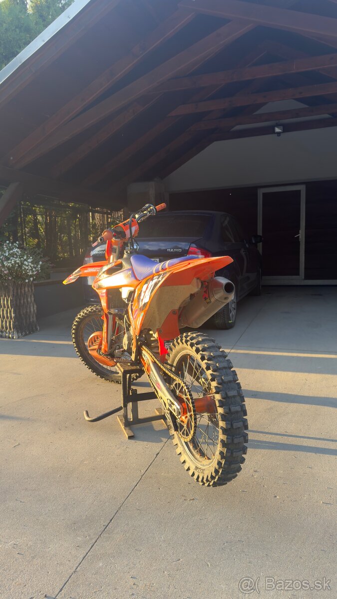 KTM SX-F 2019 – Akrapovič, úprava prevodovky, TOP stav
