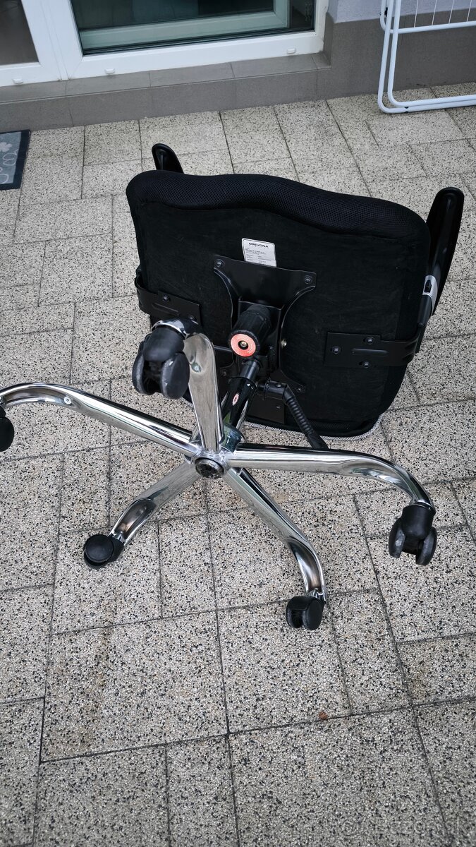 Predám kancelársku stoličku - 5