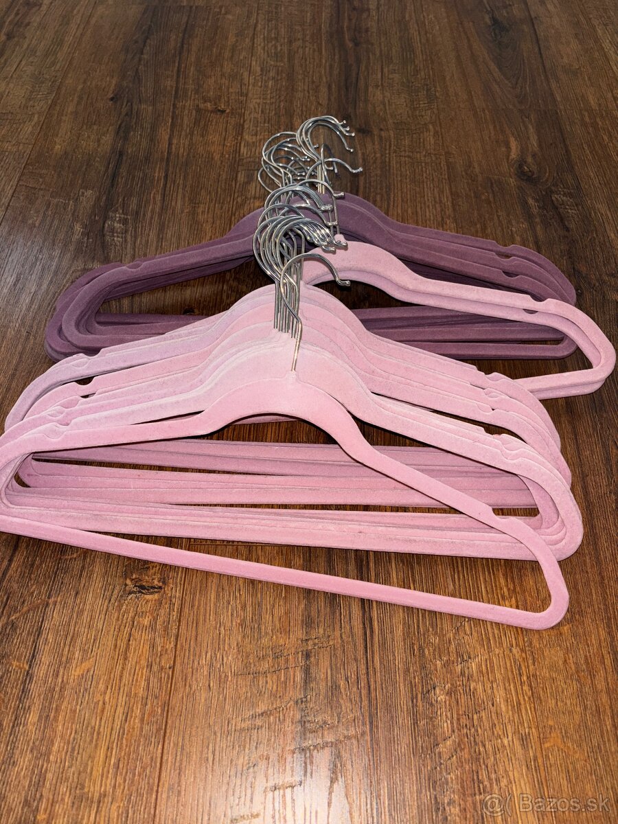 Ramienka na oblečenie - 5