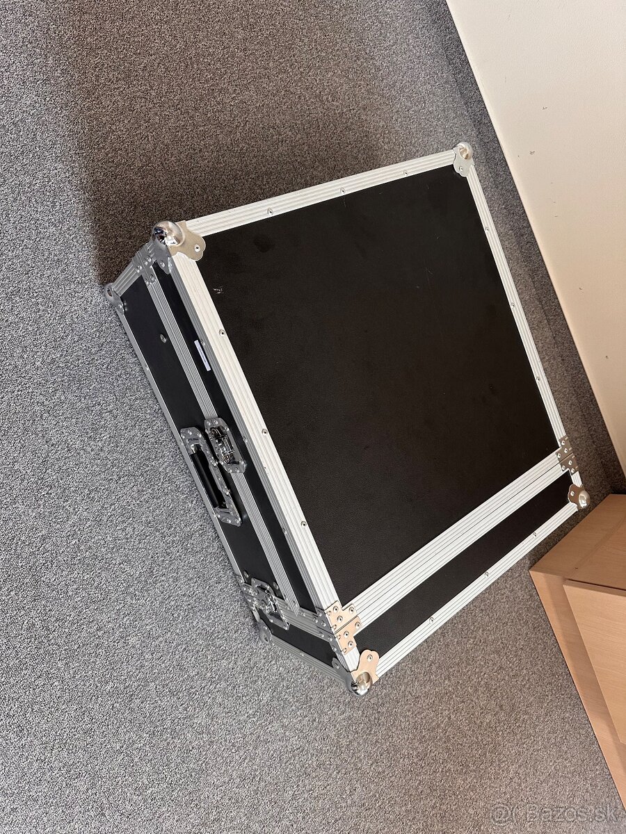 Soundcraft Signature 16 + tvrdý case - 5