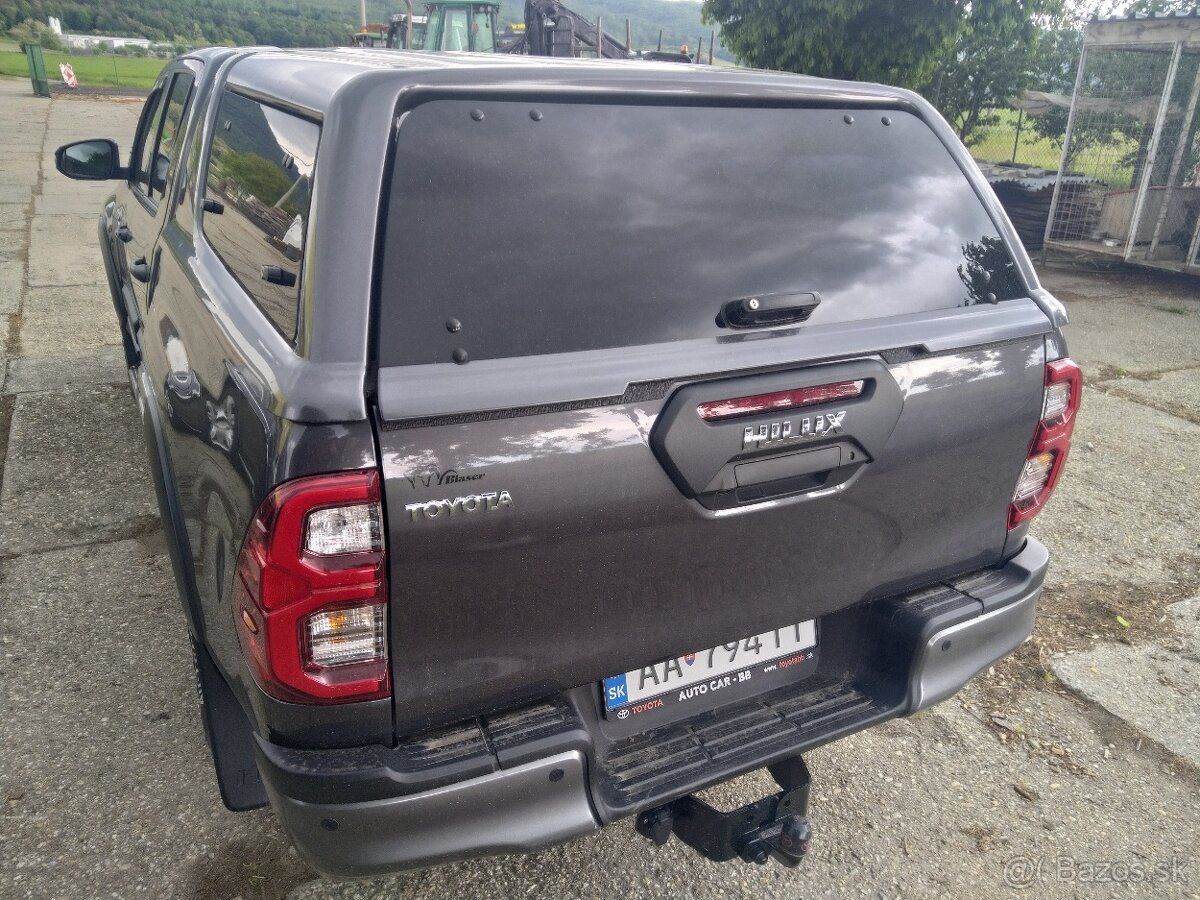 Predám Toyota hilux 2.8 odpočet DPH