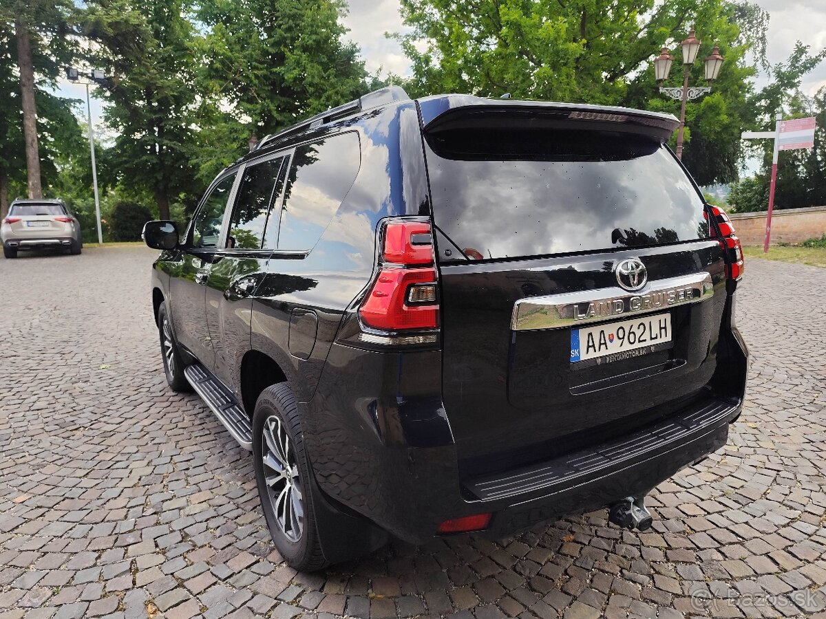 Land Cruiser