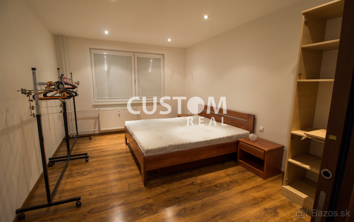 Veľký zrekonštruovaný 4 izbový byt Vlčince na prenájom - 5