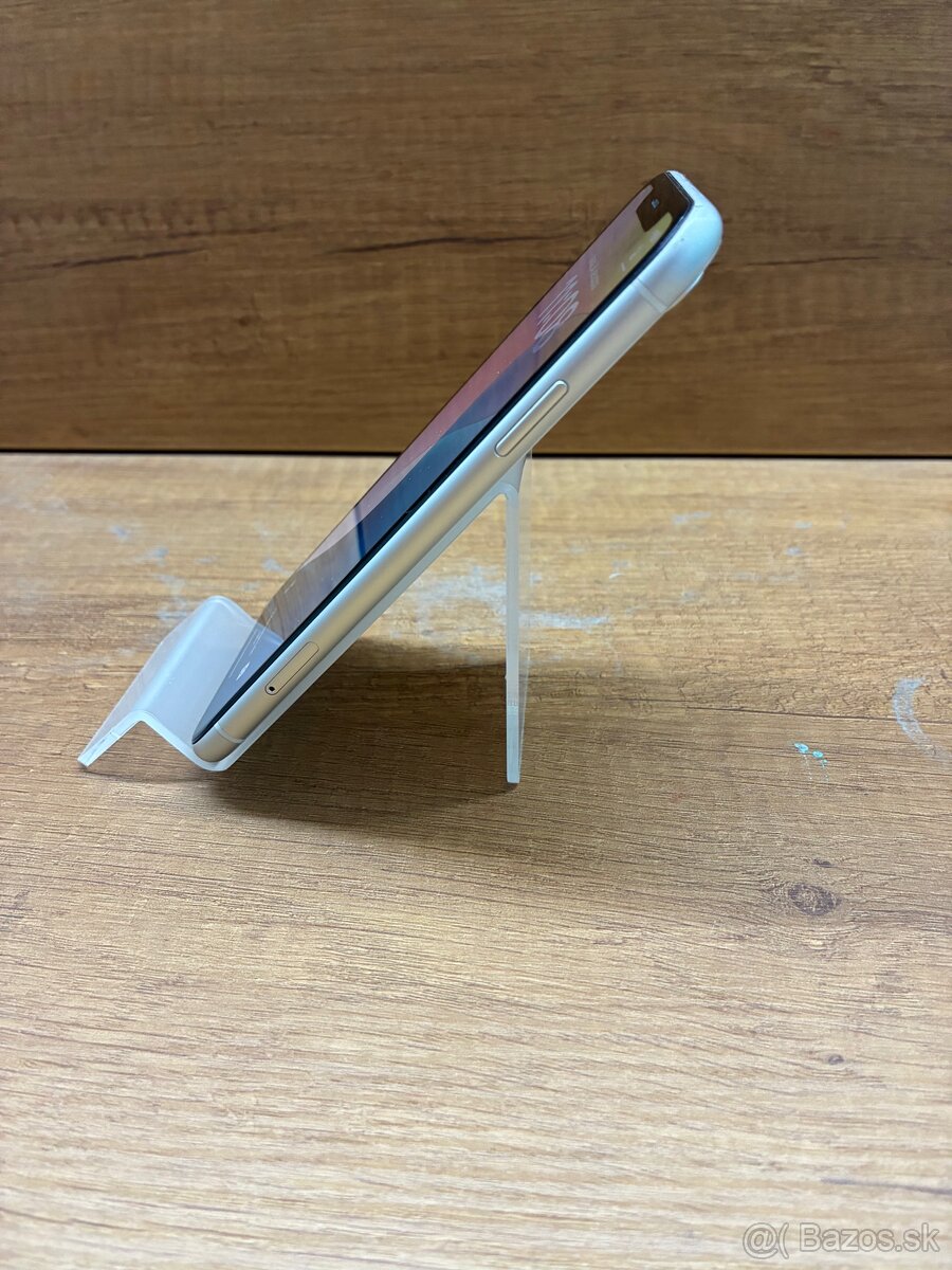 Iphone XR 64gb, 🔋82% - 5