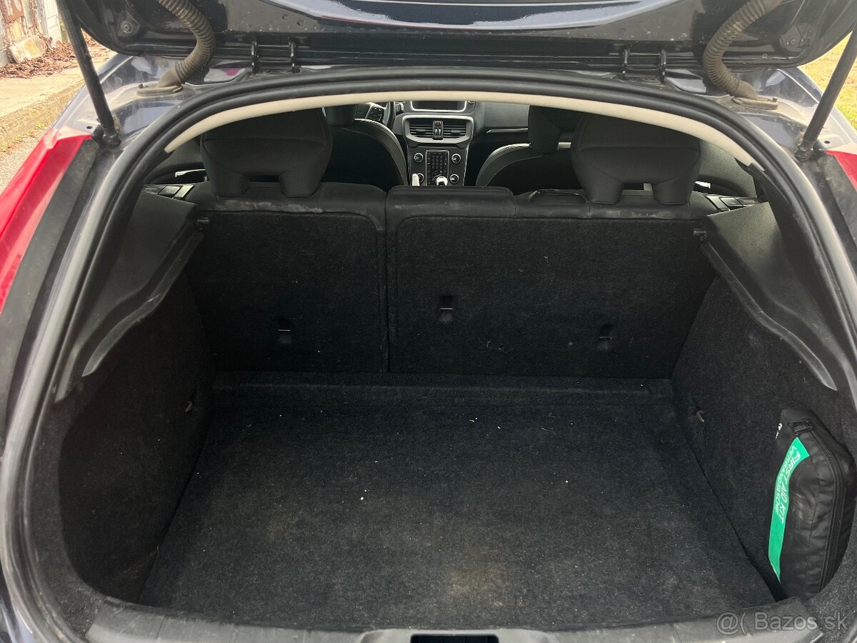 Volvo V40 88kW, 2015 - 5