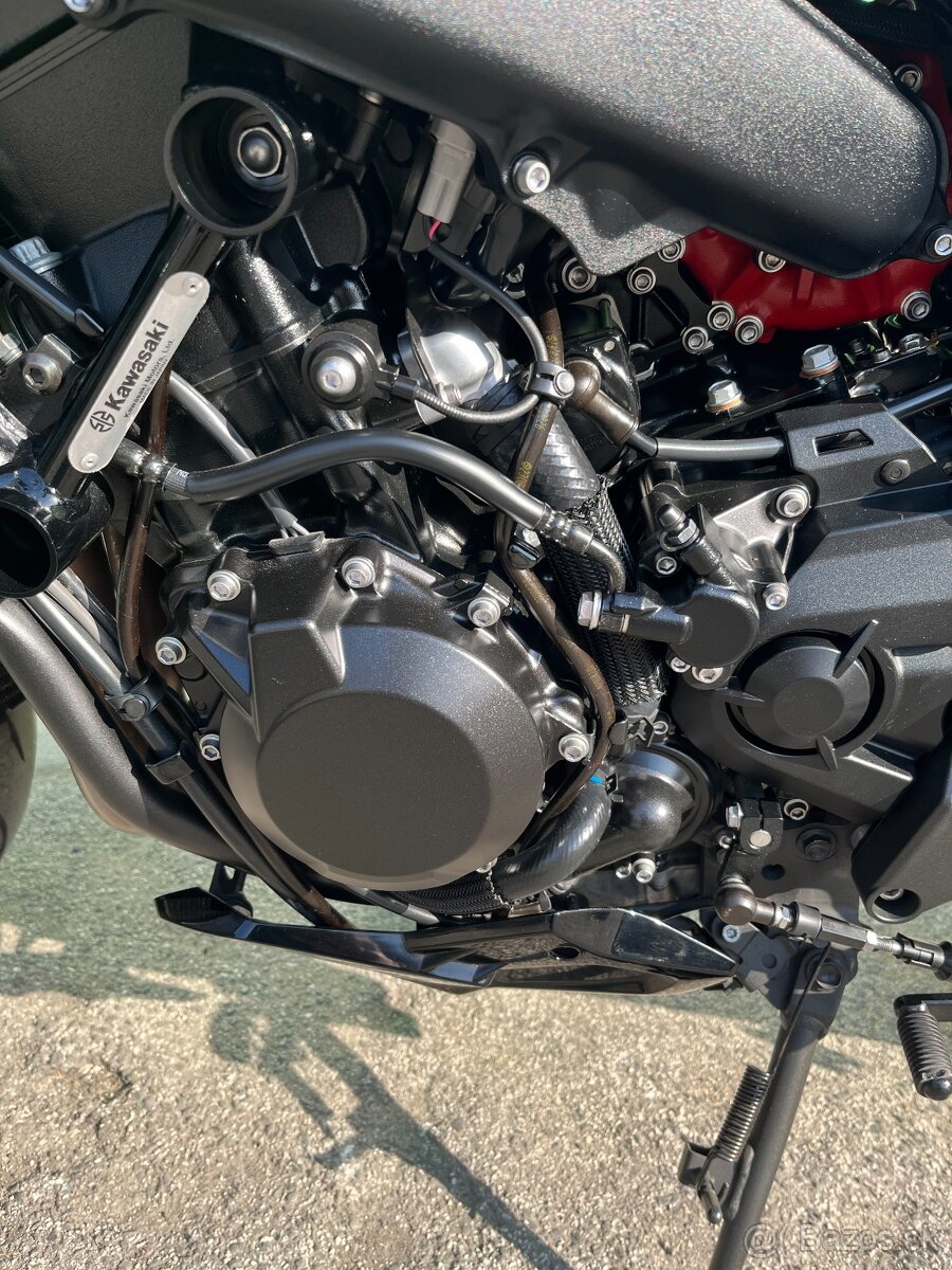 Kawasaki Z H2 - 5