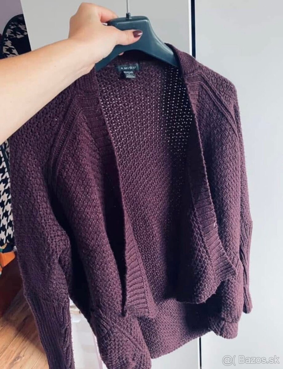 Svetre po 10€ - 5