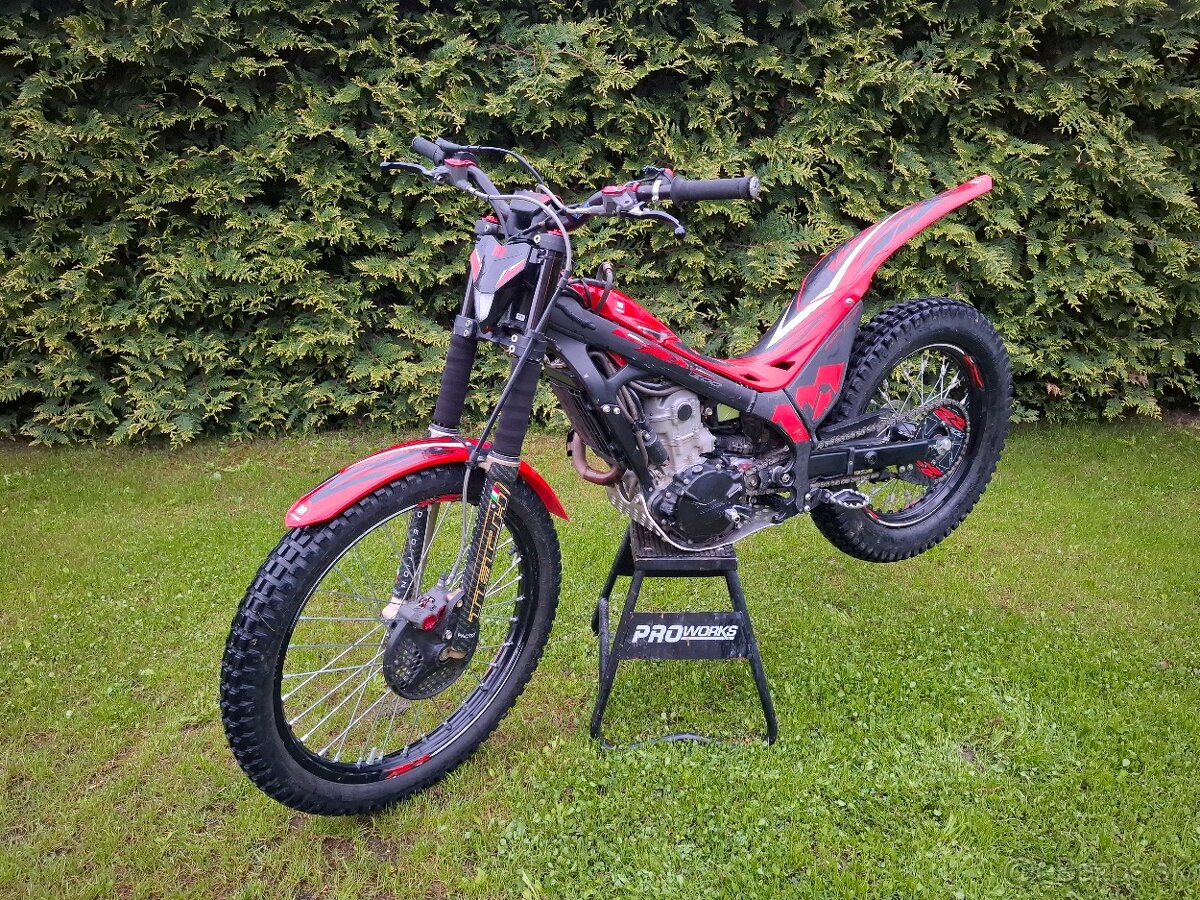 HONDA Montesa 300RR 2018 s ŠPZ