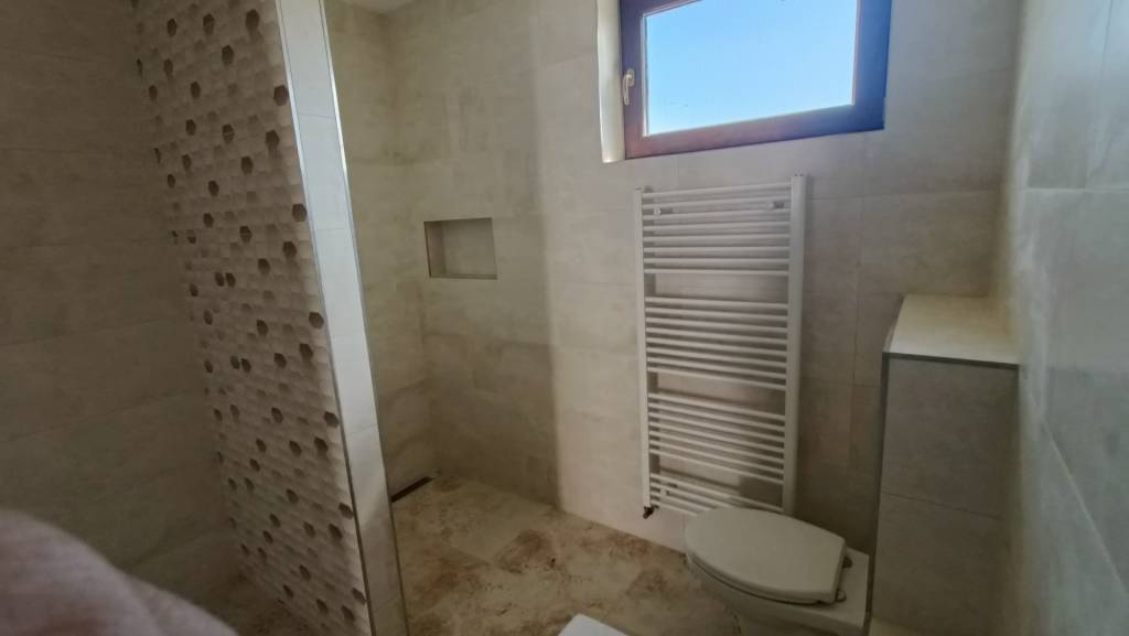 REZERVOVANÉ - RD novostavba obec HRUBOŇOVO - 5