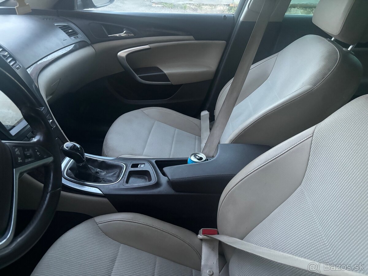 Opel Insignia 2.0 Combi - 5