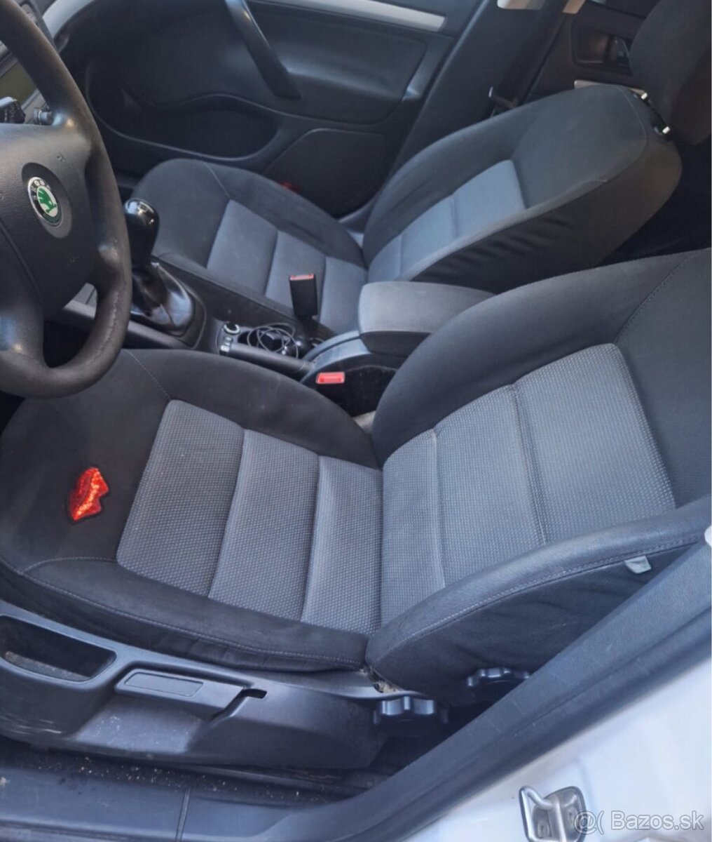 Škoda Octavia 2 1.9TDI 77kw - 5