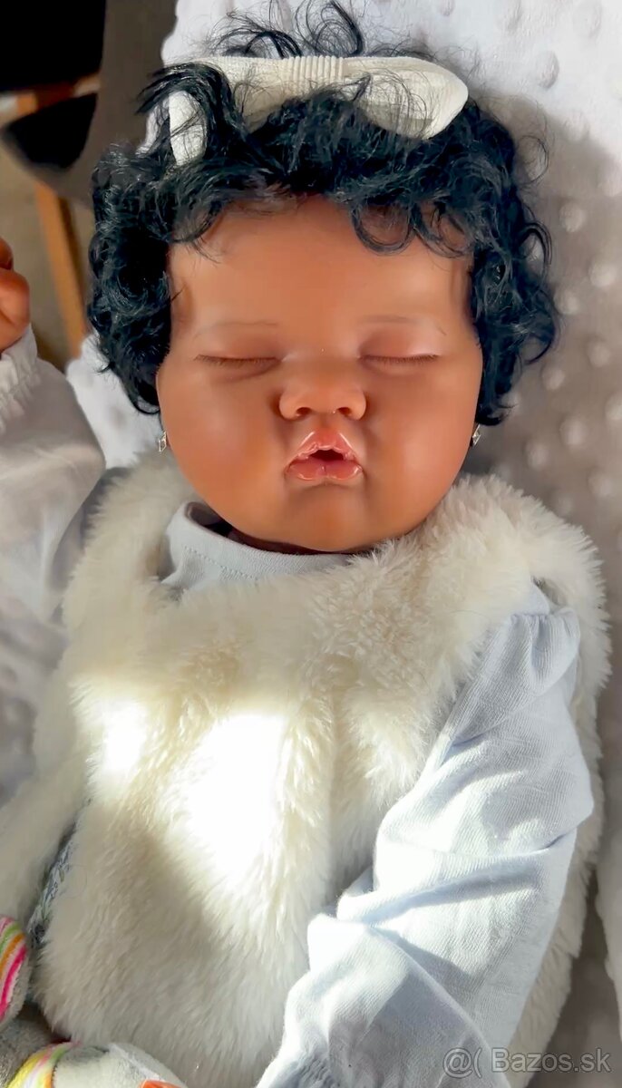 Realistická bábika Aisha - 5