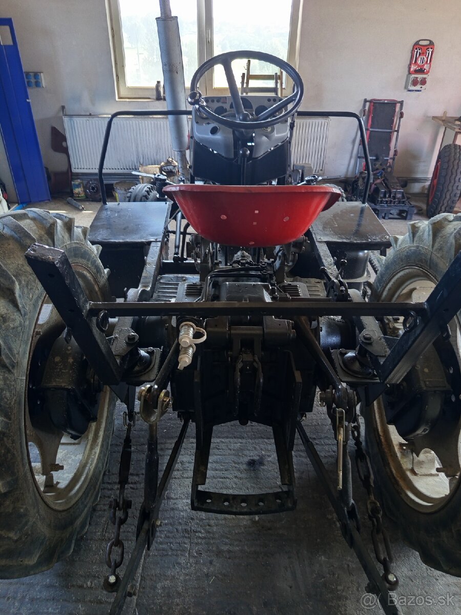 Predám Zetor 3011 - 5