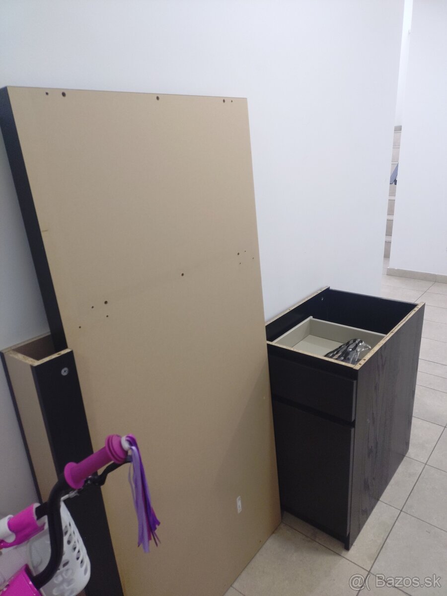 Pracovný stôl Ikea Malm - 5