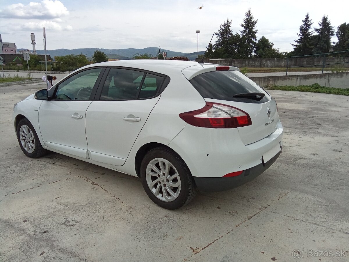 RENAULT MÉGANE 1.5 Dci r.v 2015 - 5